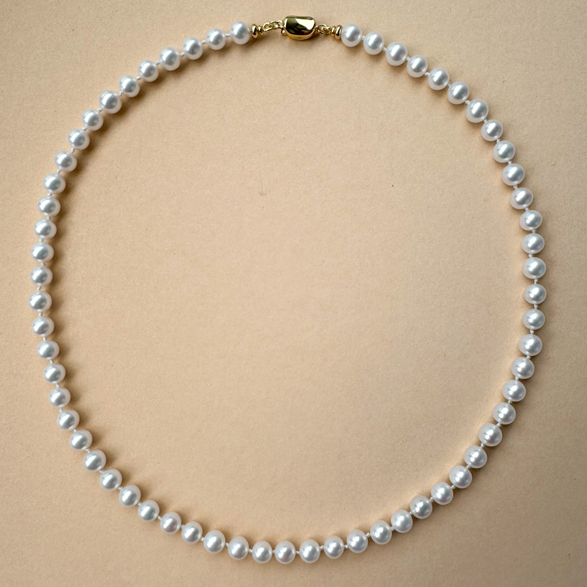 Fresh water pearl necklace
